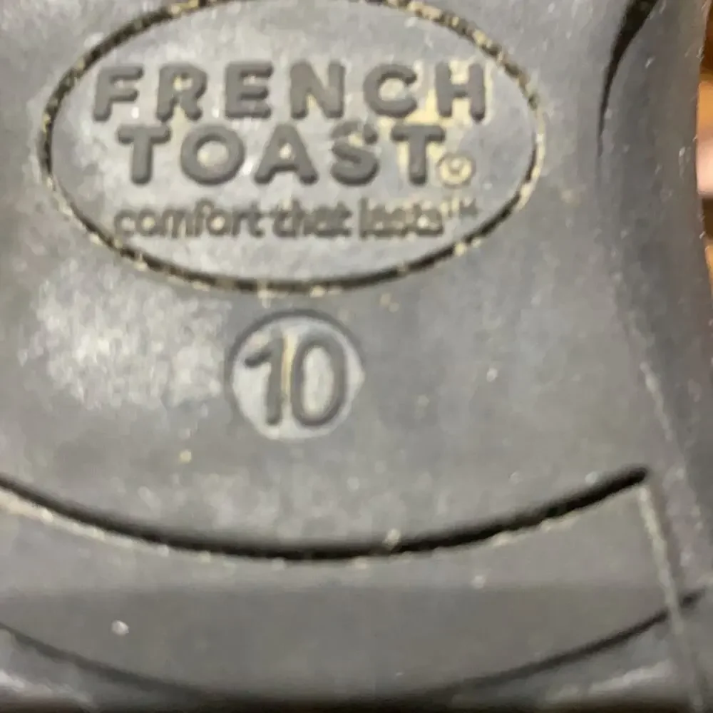 French toast 10 black patent like maryjane guc